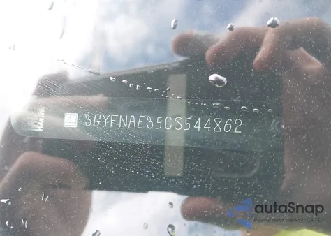 2012 Cadillac Srx Luxury Collection z USA, uszkodzony, nr VIN 3GYFNAE35CS544862